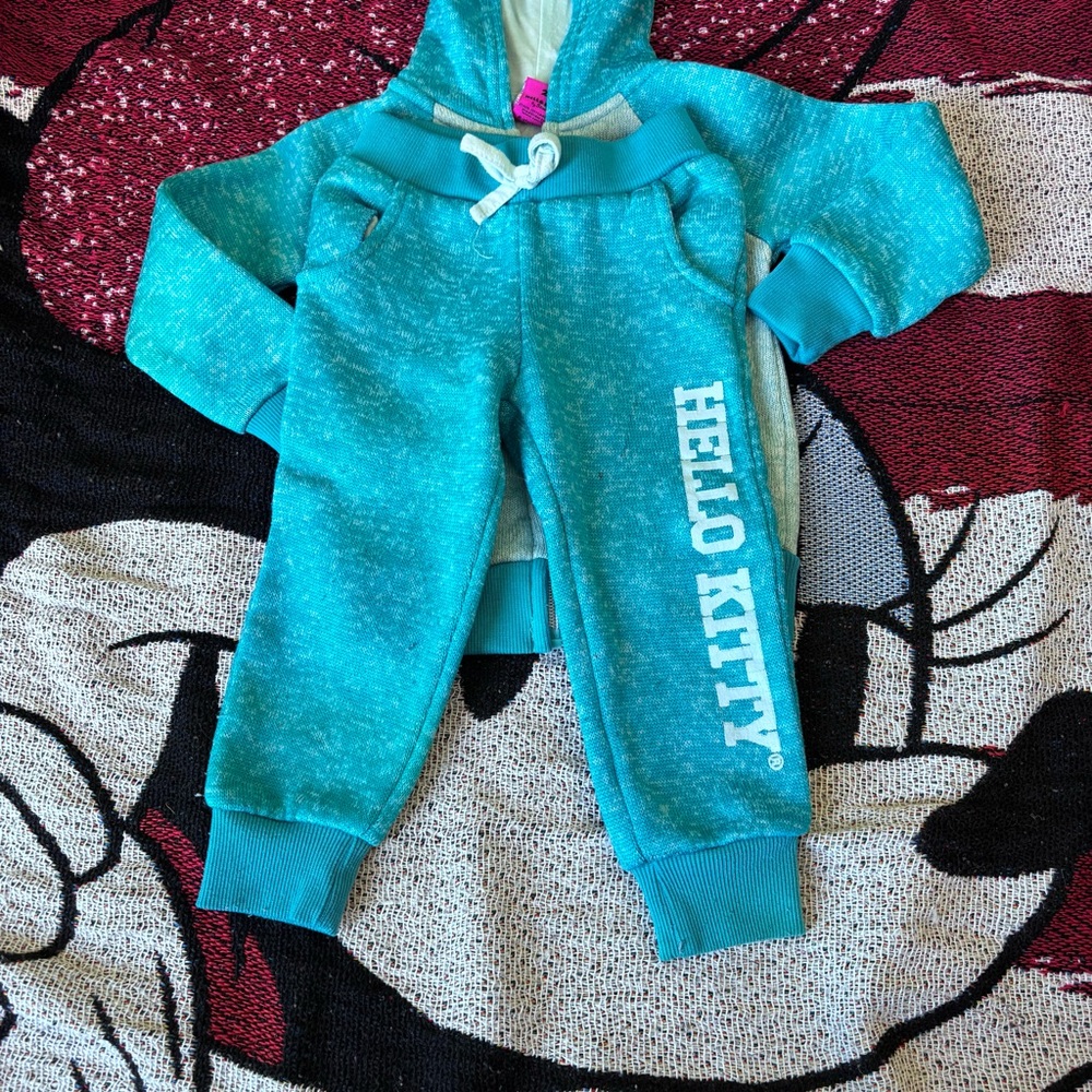 HELLO KITTY BLUE SEQUIN KITTY TWO PIECE OUTFIT TRACK SUIT SIZE 2T - Picture 5 of 8
